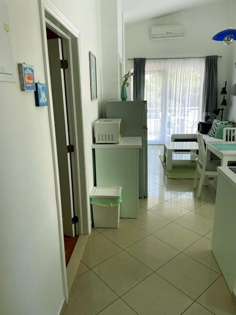 Apartments Ivandic Tučepi エクステリア 写真