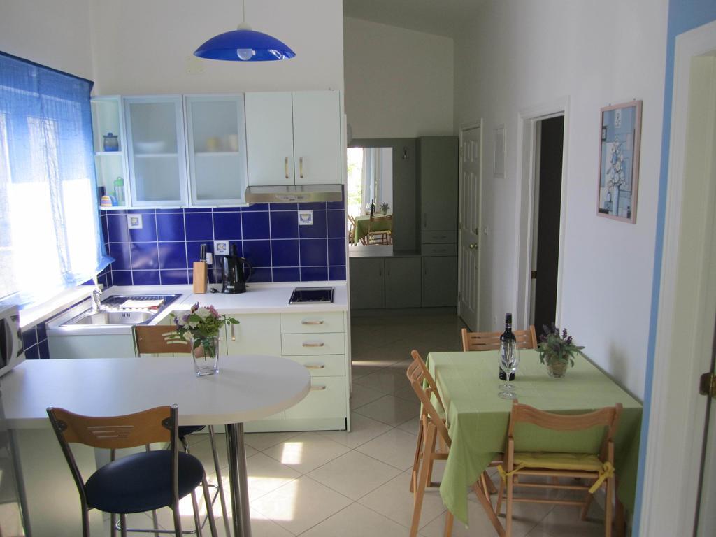 Apartments Ivandic Tučepi エクステリア 写真
