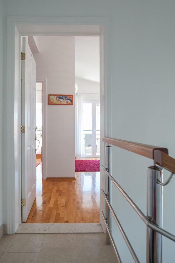 Apartments Ivandic Tučepi エクステリア 写真