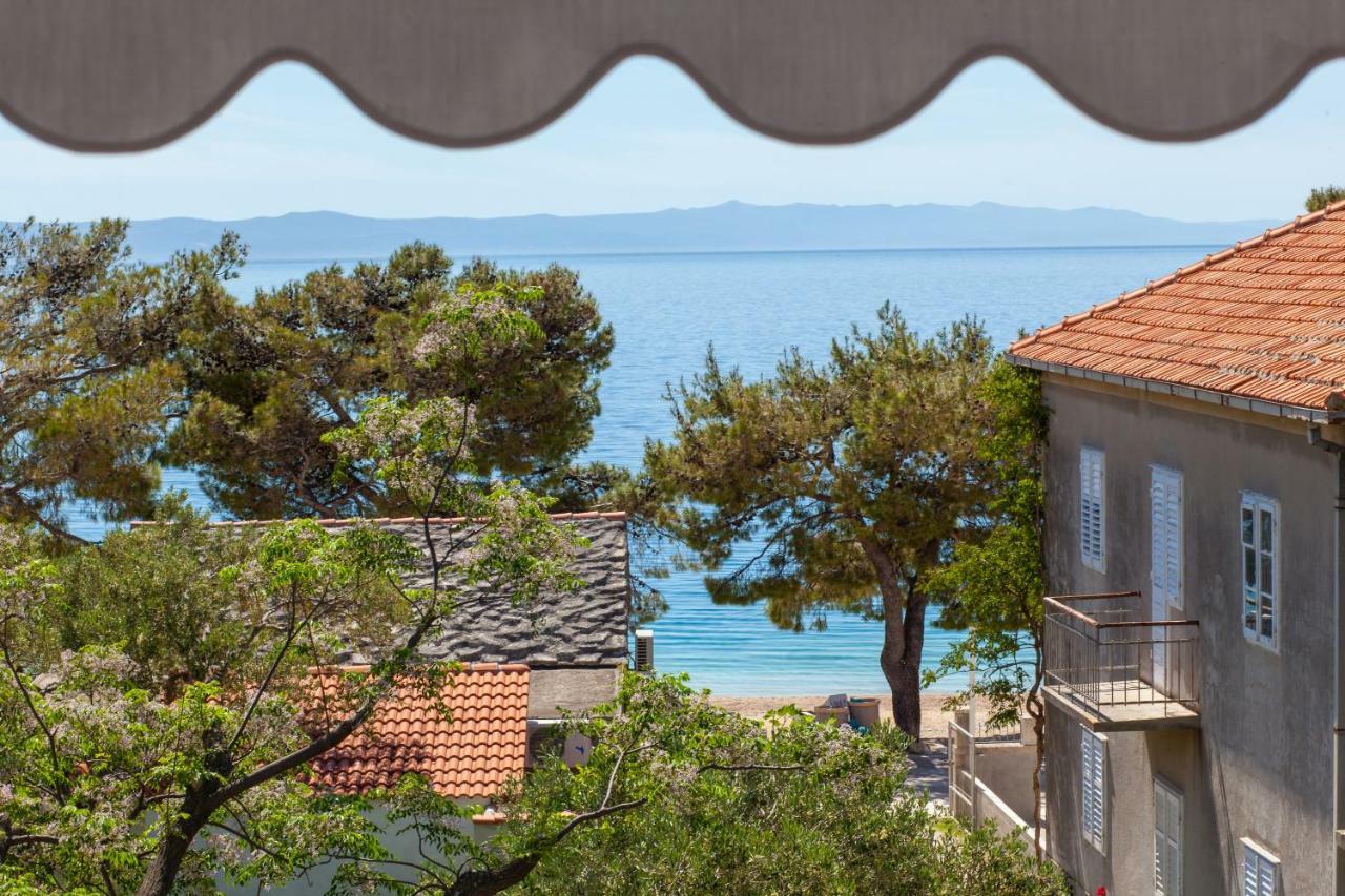 Apartments Ivandic Tučepi エクステリア 写真